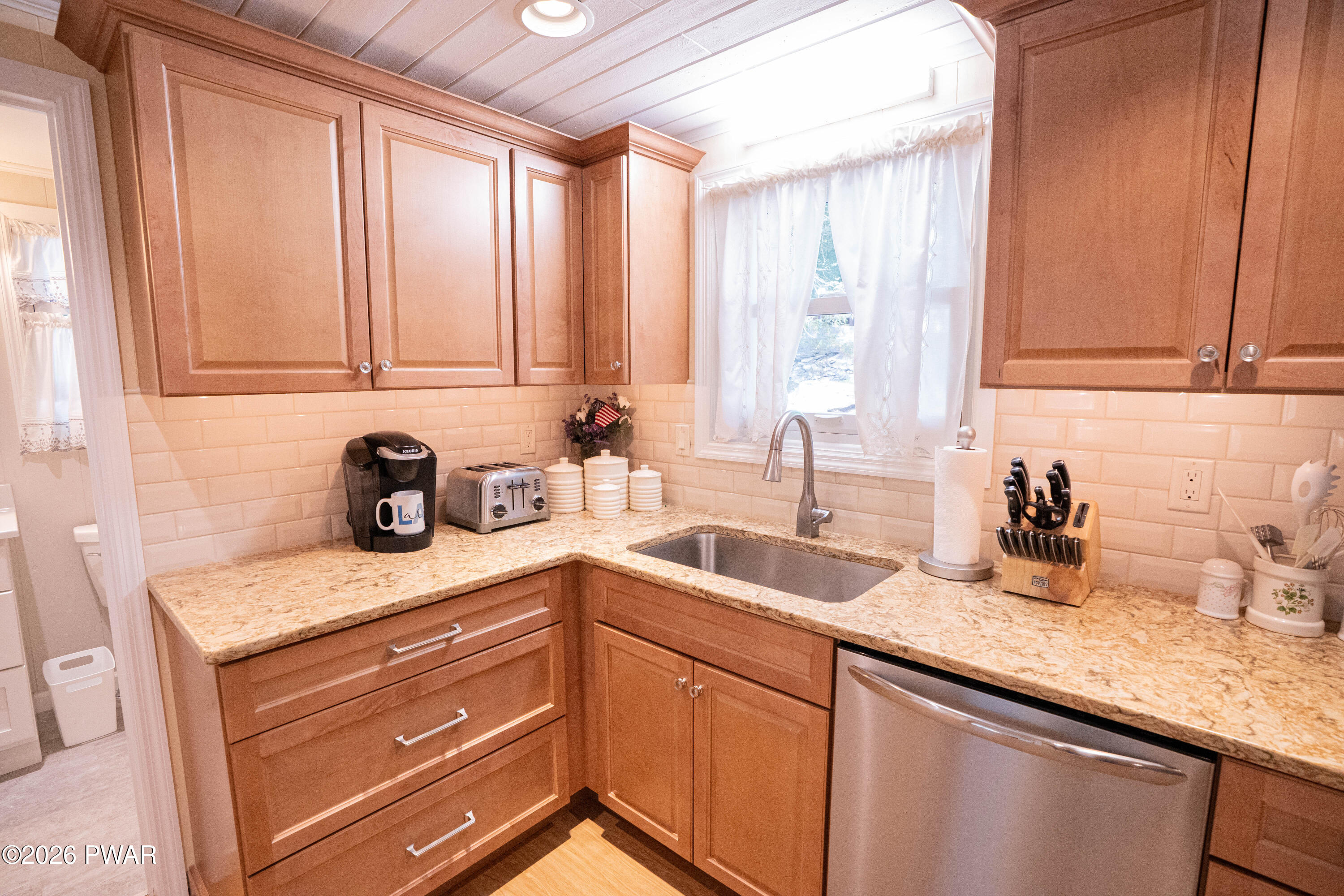 1024 Sundew Road Lake Ariel, PA 18436 - Photo 19 of 63