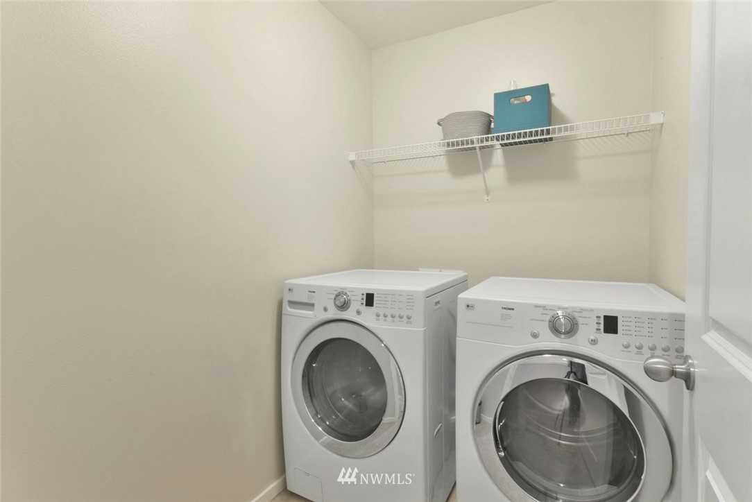 16517 2nd Park Southeast Bothell, WA 98012 - Photo 16 of 22 a utility room with dryer and washer