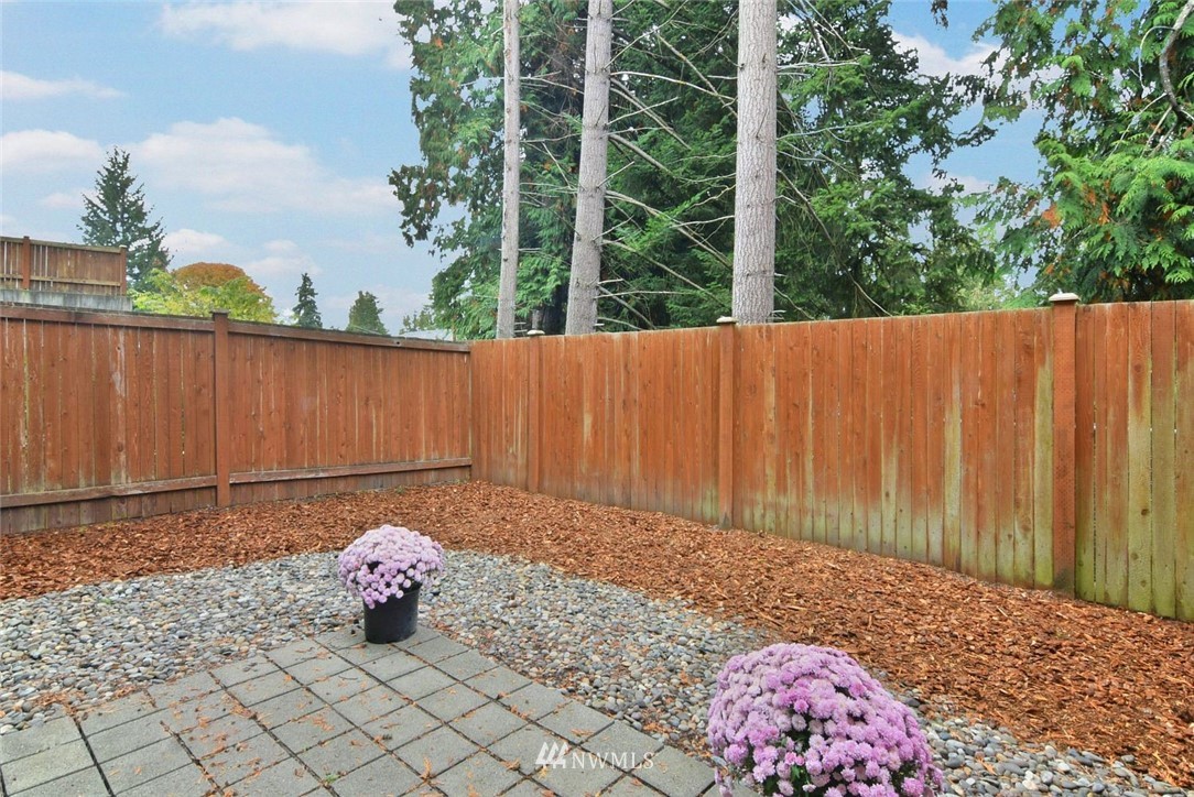 16517 2nd Park Southeast Bothell, WA 98012 - Photo 21 of 22 a view of a backyard of a house