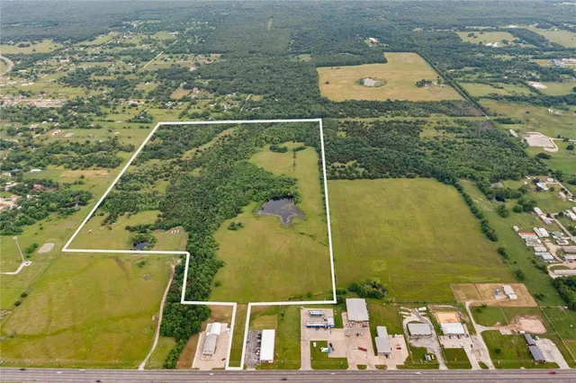 $1,827,000 | 775 West East Quinlan Parkway Street, Quinlan, TX 75474