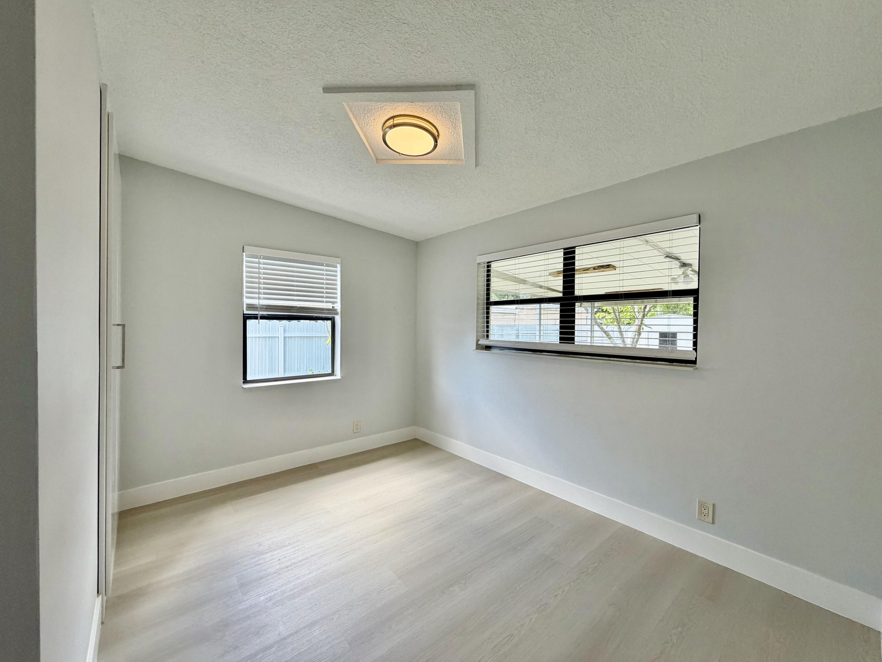 5656 Maypop Road West Palm Beach, FL 33415 - Photo 13 of 20 IMG_6666 (1)