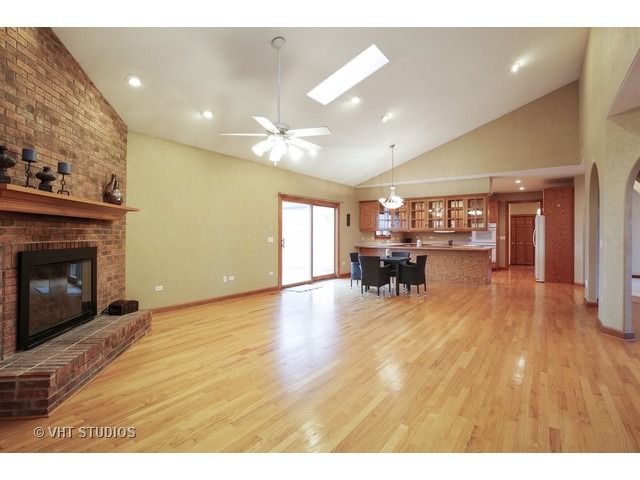 3N901 Francis Road Maple Park, IL 60151 - Photo 9 of 25