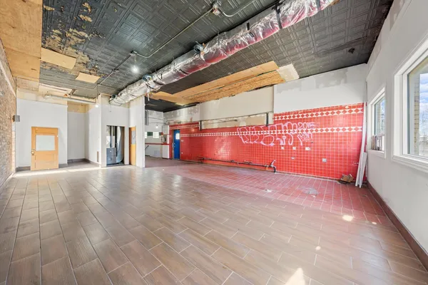 $395,900 | 3556 South Ashland Avenue, Chicago, IL 60609