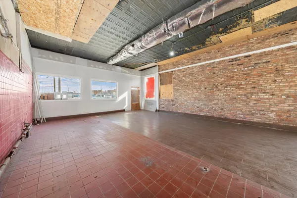 $395,900 | 3556 South Ashland Avenue, Chicago, IL 60609