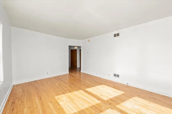 $395,900 | 3556 South Ashland Avenue, Chicago, IL 60609
