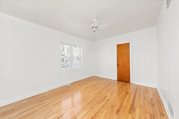 $395,900 | 3556 South Ashland Avenue, Chicago, IL 60609