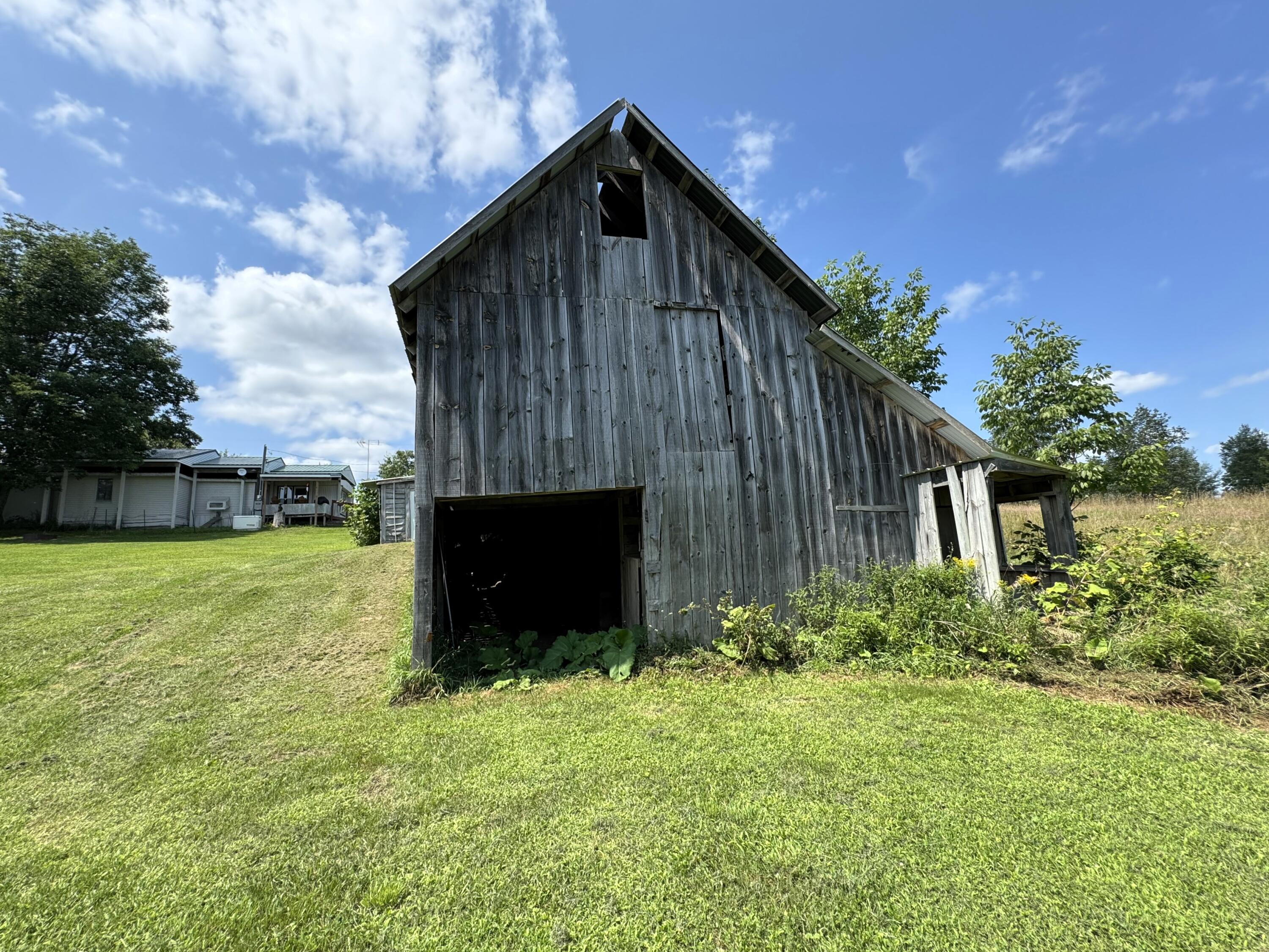 7604 South Saddler Road Chase, MI 49623 - Photo 33 of 43 IMG_7606