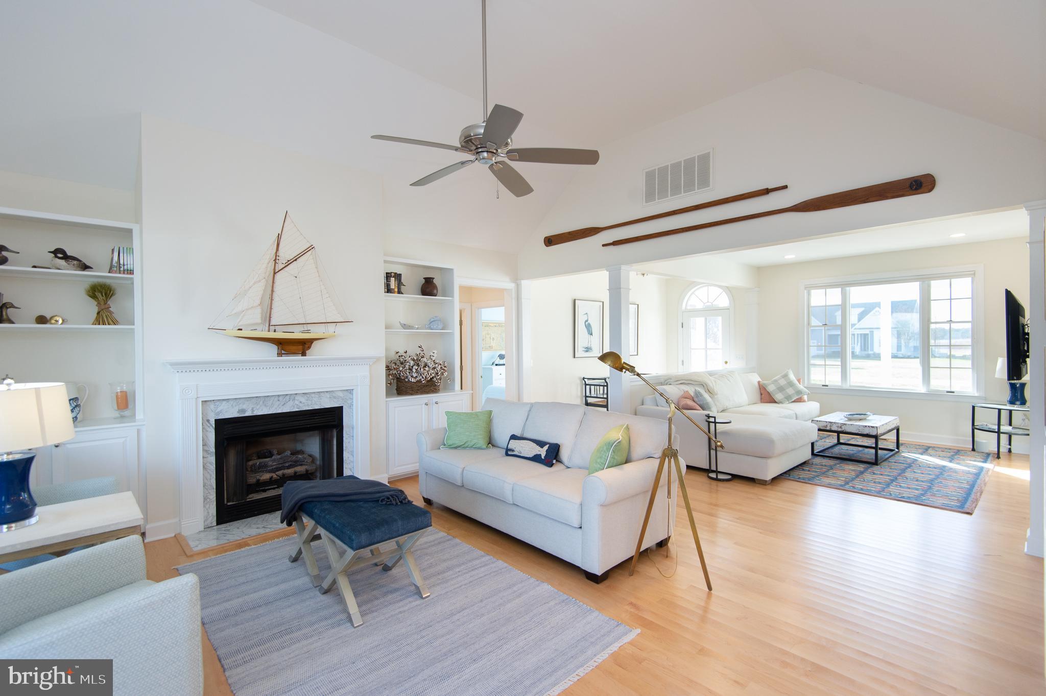 5018 Rippling Road Cambridge, MD 21613 - Photo 15 of 101 Great room with vaulted ceiling