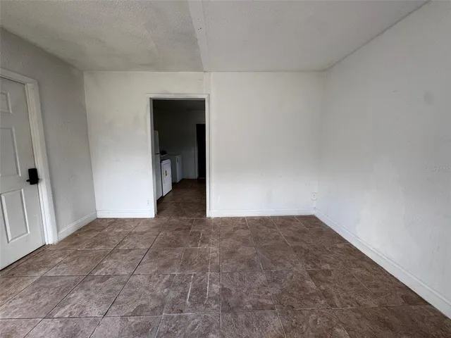 $1,500 | 638 Columbia Street, Orlando, FL 32805