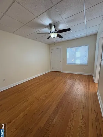 $2,400 | 225 Westwood Avenue, Unit 7), Westwood, NJ 07675