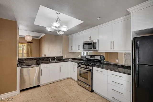 $1,800 | 210 East Flamingo Road, Unit 301, Las Vegas, NV 89169