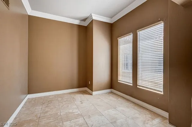 $1,800 | 210 East Flamingo Road, Unit 301, Las Vegas, NV 89169