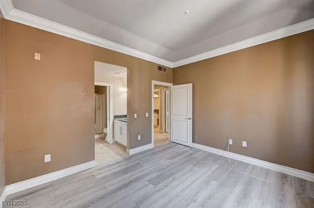 $1,800 | 210 East Flamingo Road, Unit 301, Las Vegas, NV 89169