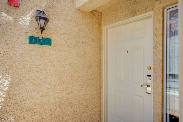 $1,800 | 210 East Flamingo Road, Unit 301, Las Vegas, NV 89169