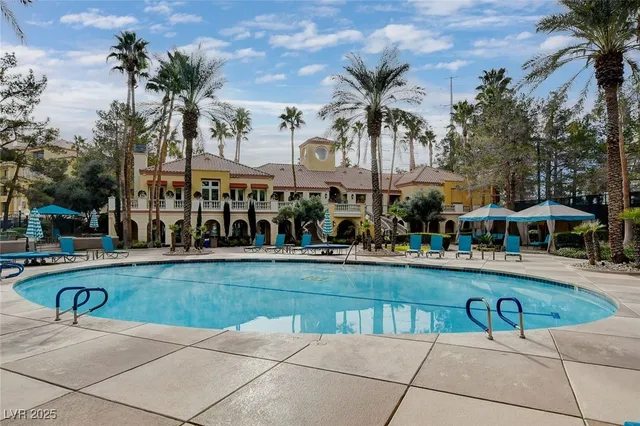 $1,800 | 210 East Flamingo Road, Unit 301, Las Vegas, NV 89169