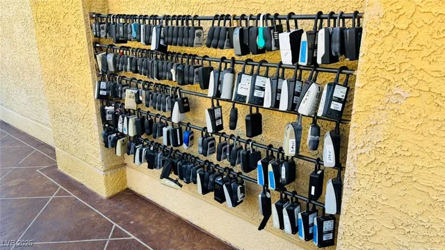 $1,800 | 210 East Flamingo Road, Unit 301, Las Vegas, NV 89169