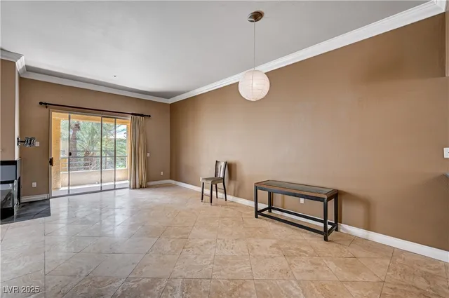 $1,800 | 210 East Flamingo Road, Unit 301, Las Vegas, NV 89169