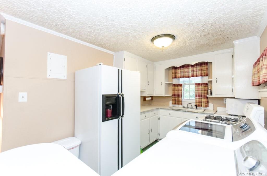 516 Battleground Road Lincolnton, NC 28092 - Photo 7 of 24 Gallery Image 7