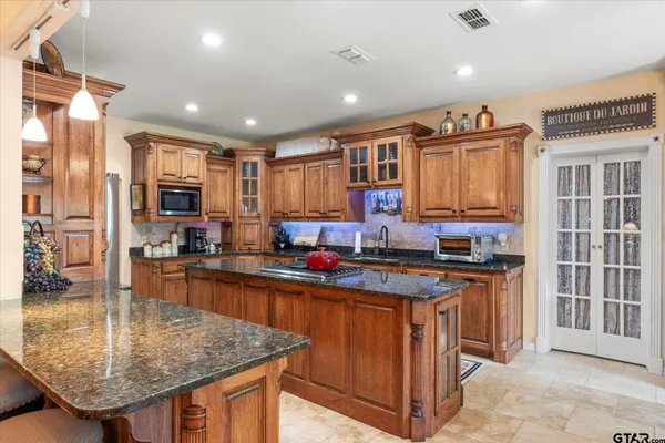 $1,150,000 | 451 County Road 2430, Pittsburg, TX 75686