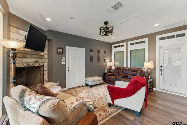 $1,150,000 | 451 County Road 2430, Pittsburg, TX 75686