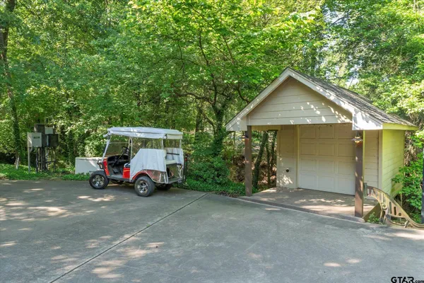 $1,150,000 | 451 County Road 2430, Pittsburg, TX 75686