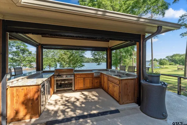$1,150,000 | 451 County Road 2430, Pittsburg, TX 75686