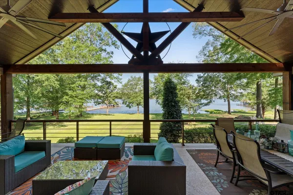 $1,150,000 | 451 County Road 2430, Pittsburg, TX 75686