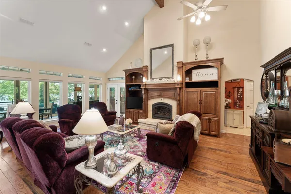 $1,150,000 | 451 County Road 2430, Pittsburg, TX 75686