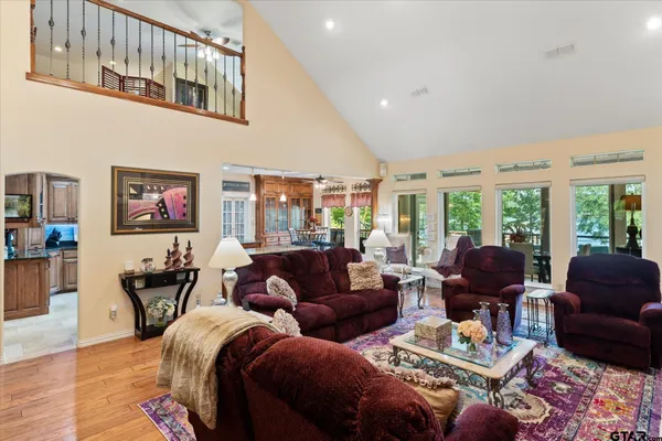 $1,150,000 | 451 County Road 2430, Pittsburg, TX 75686
