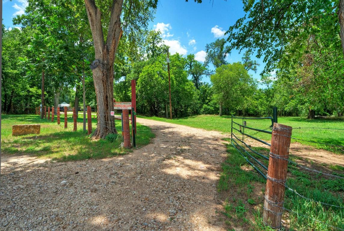 906 Water Street Manor, TX 78653 - Photo 4 of 22 a view of a park
