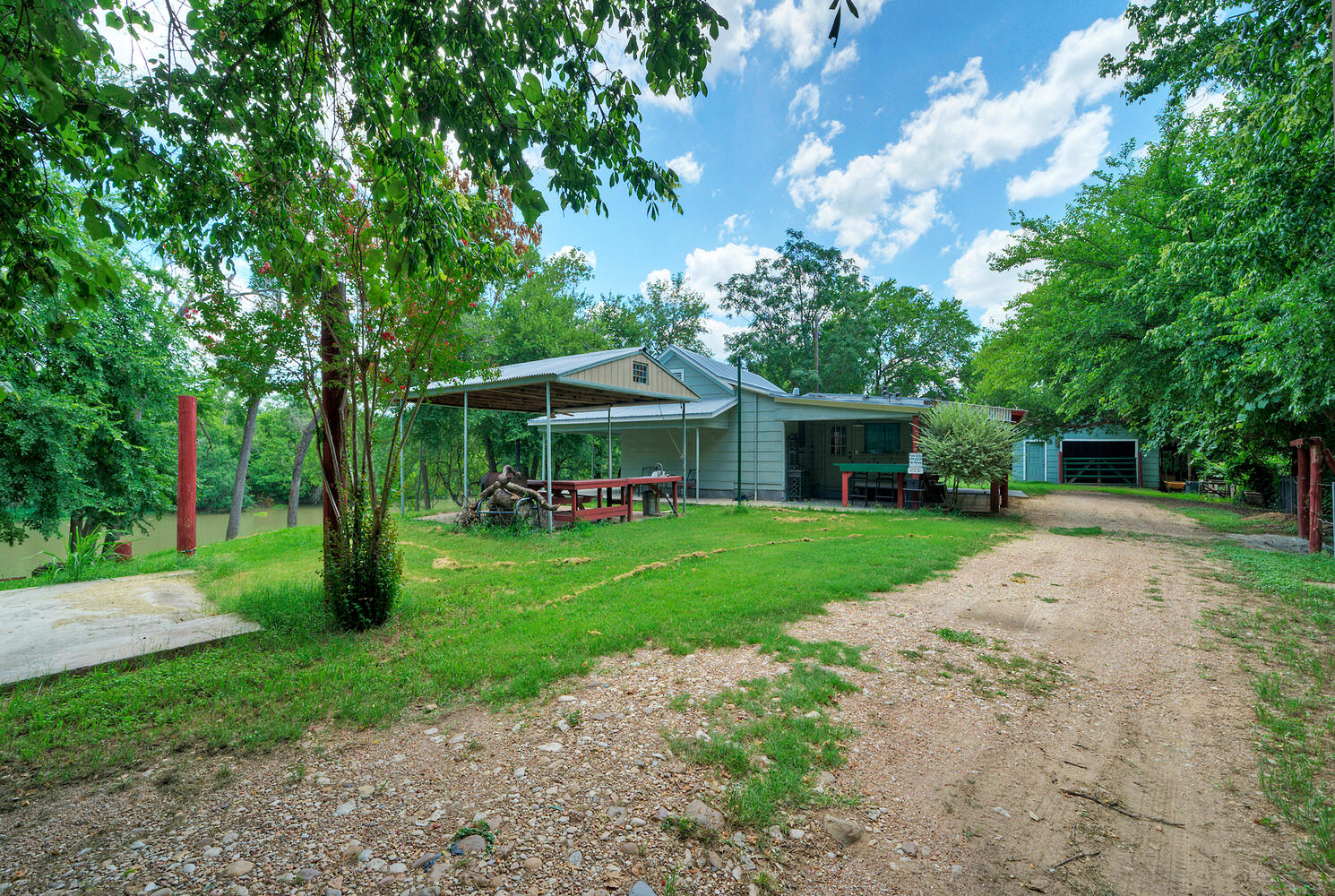 906 Water Street Manor, TX 78653 - Photo 5 of 22