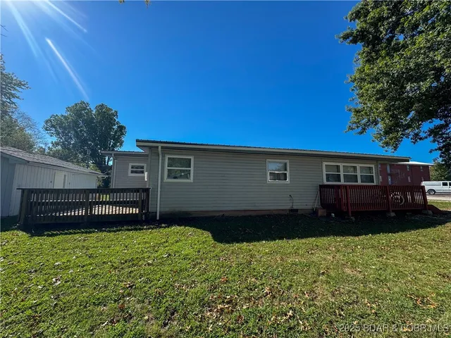 $199,000 | 404 & 406 South Hunter, Versailles, MO 65084