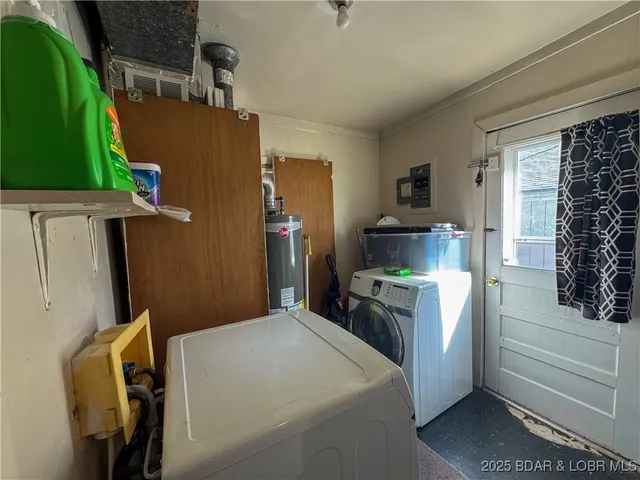 $199,000 | 404 & 406 South Hunter, Versailles, MO 65084