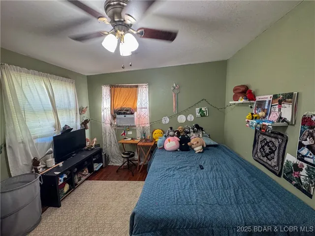 $199,000 | 404 & 406 South Hunter, Versailles, MO 65084