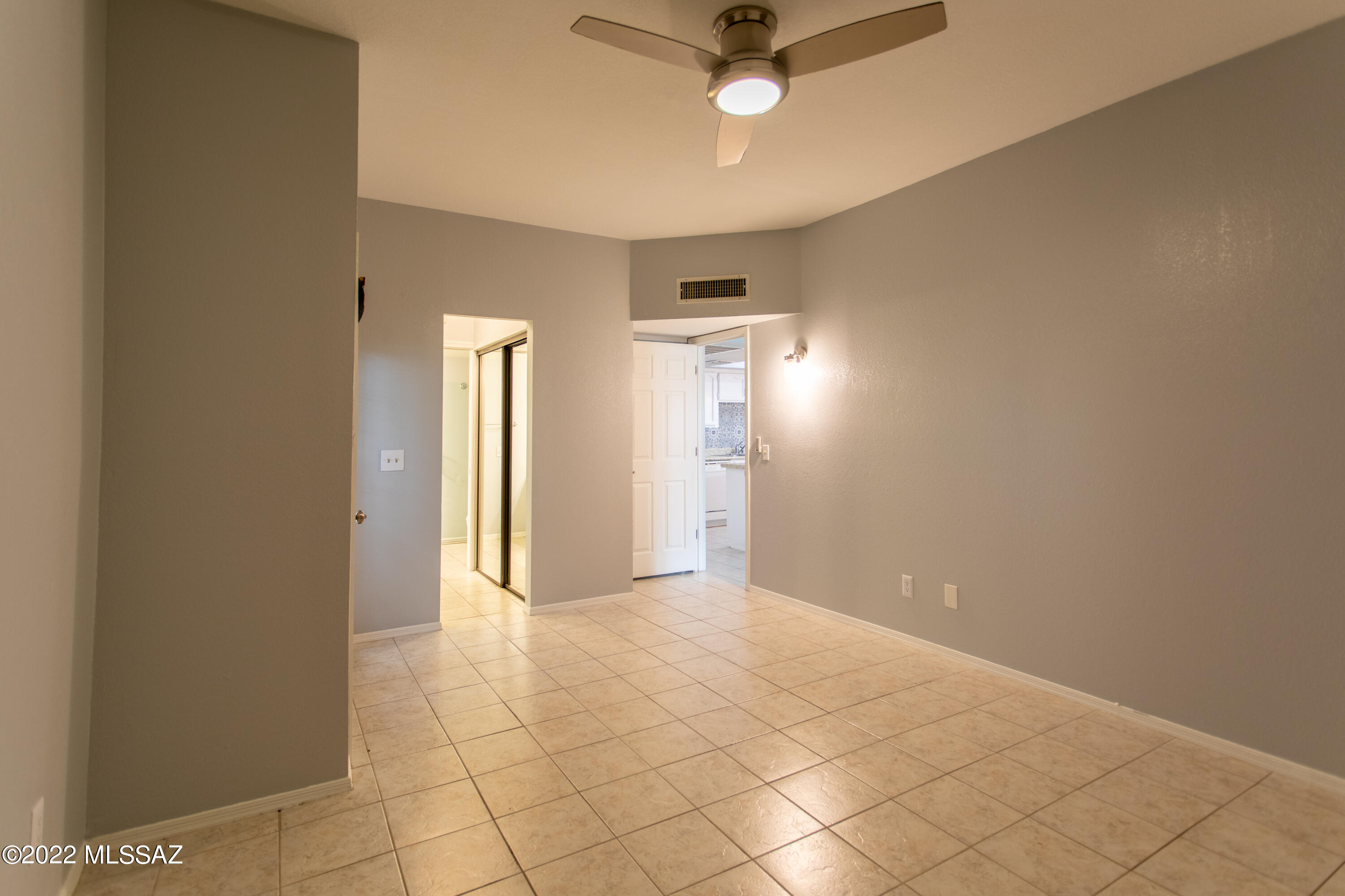 1200 East River Road, Unit L155 Tucson, AZ 85718 - Photo 20 of 32