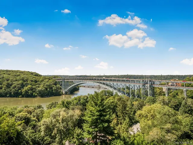 $635,000 | 2287 Johnson Avenue, Unit 6A | Spuyten Duyvil