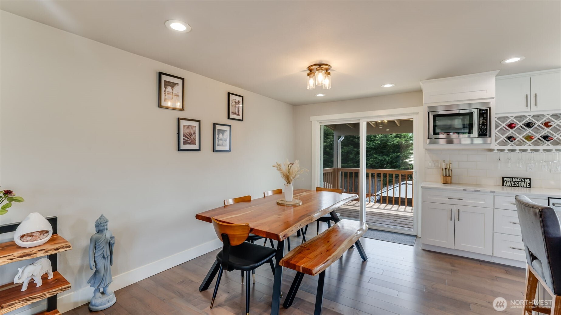 950 Anacortes Court Northeast Renton, WA 98059 - Photo 12 of 37