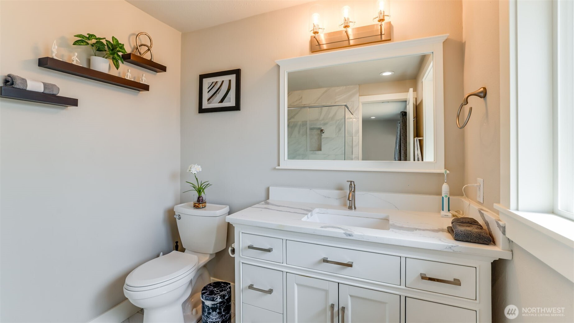 950 Anacortes Court Northeast Renton, WA 98059 - Photo 21 of 37