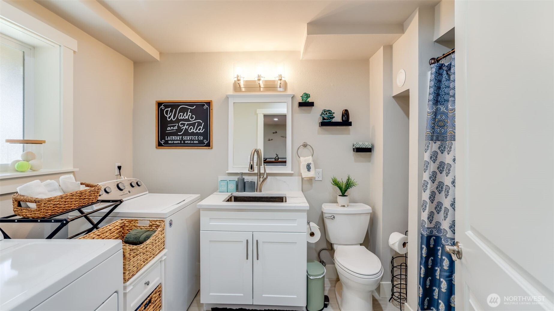 950 Anacortes Court Northeast Renton, WA 98059 - Photo 29 of 37