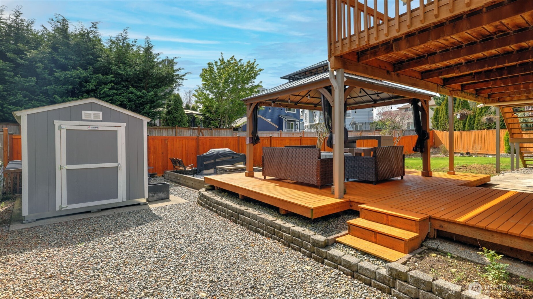 950 Anacortes Court Northeast Renton, WA 98059 - Photo 33 of 37