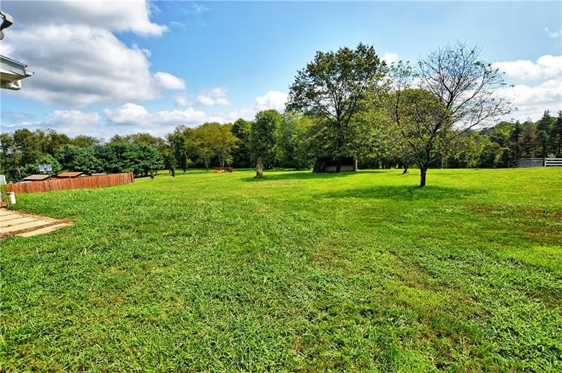 381 Hodgson Road Darlington, PA 16115 - Photo 3 of 22 Gallery Image 3