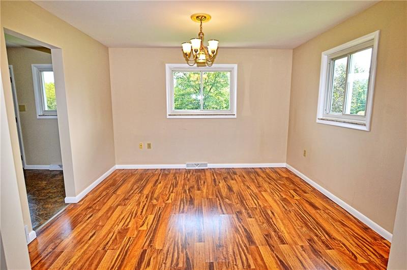 381 Hodgson Road Darlington, PA 16115 - Photo 7 of 22 Gallery Image 7