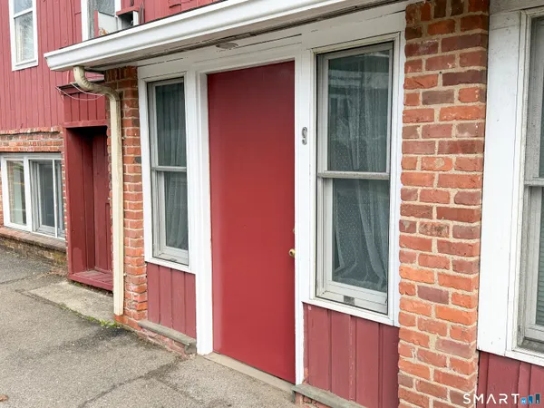 $1,550 | 25 Saugatuck Avenue, Unit 9, Westport, CT 06880