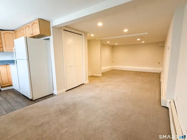 $1,550 | 25 Saugatuck Avenue, Unit 9, Westport, CT 06880