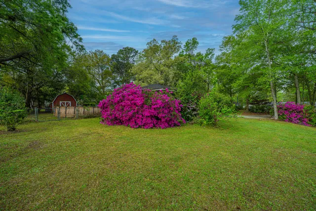 $336,500 | 1121 Inverness Lane, Hanahan, SC 29410