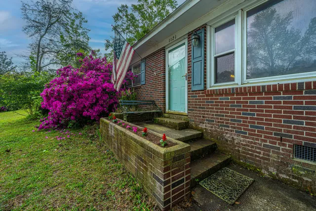 $336,500 | 1121 Inverness Lane, Hanahan, SC 29410