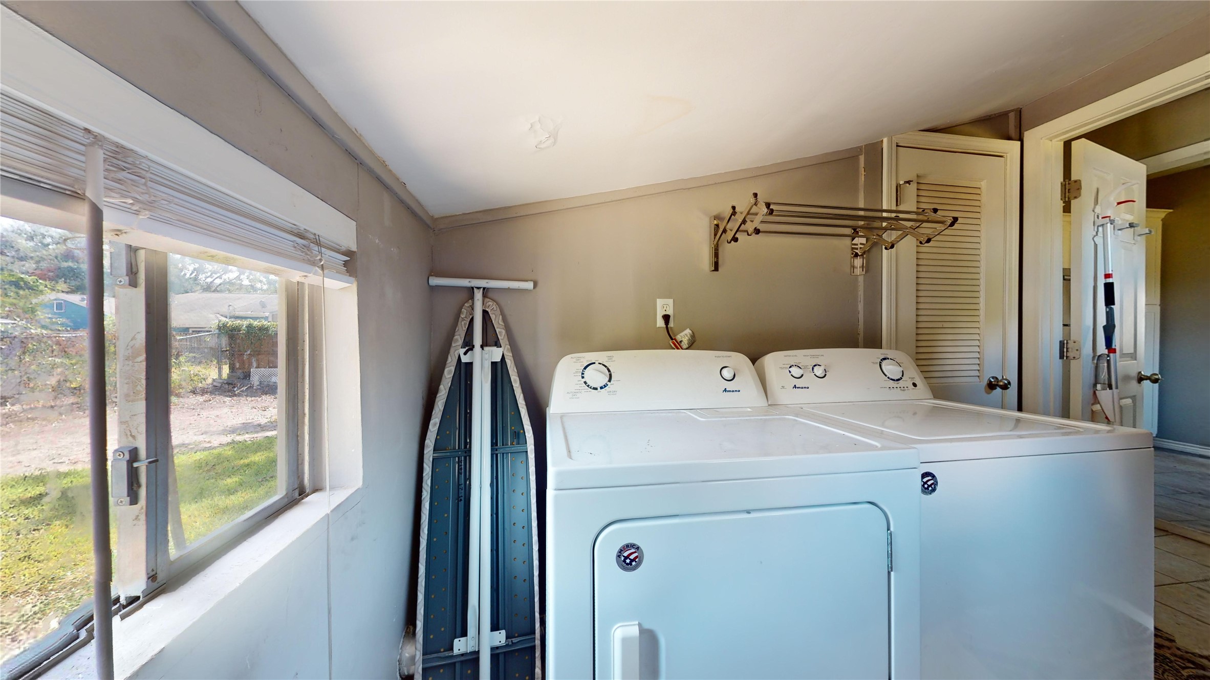 1638 Tabor Street Houston, TX 77009 - Photo 16 of 29