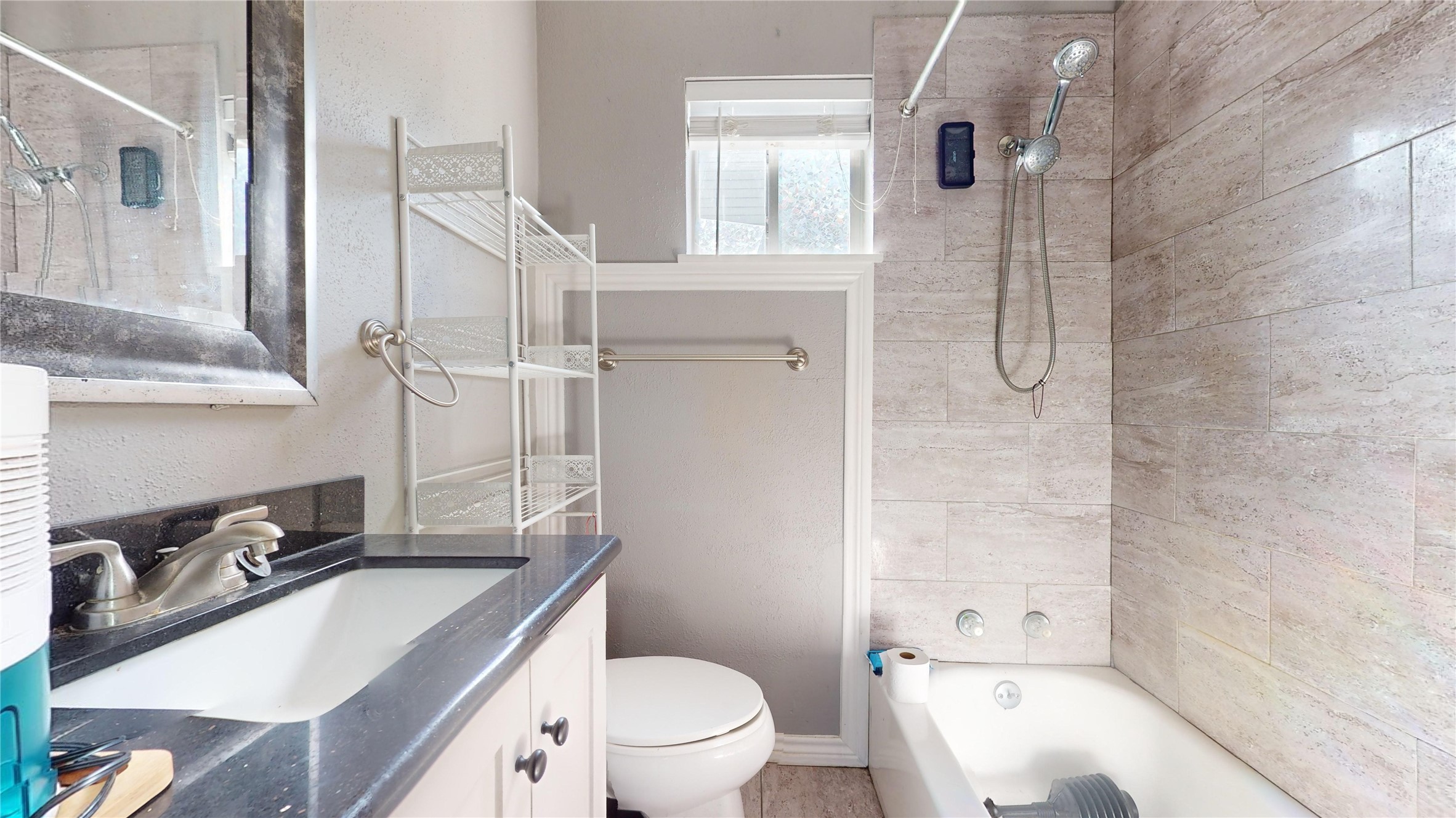 1638 Tabor Street Houston, TX 77009 - Photo 19 of 29