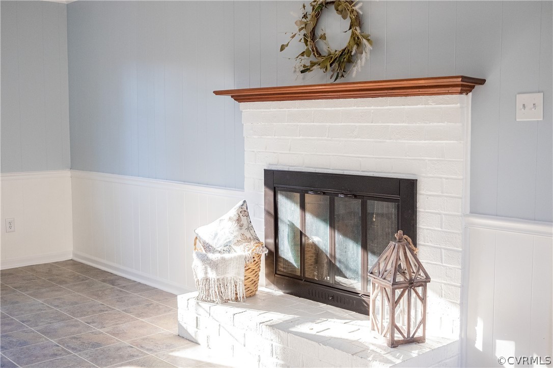 1540 Wagonwheel Road Midlothian, VA 23113 - Photo 35 of 49 Brick, woodburning fireplace.