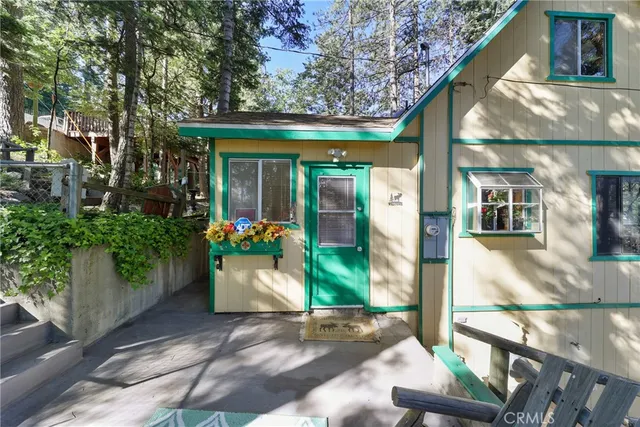 $330,000 | 26314 Jacqueline Road, Twin Peaks, CA 92391